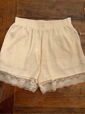Lace Trim Satin Shorts - Cream